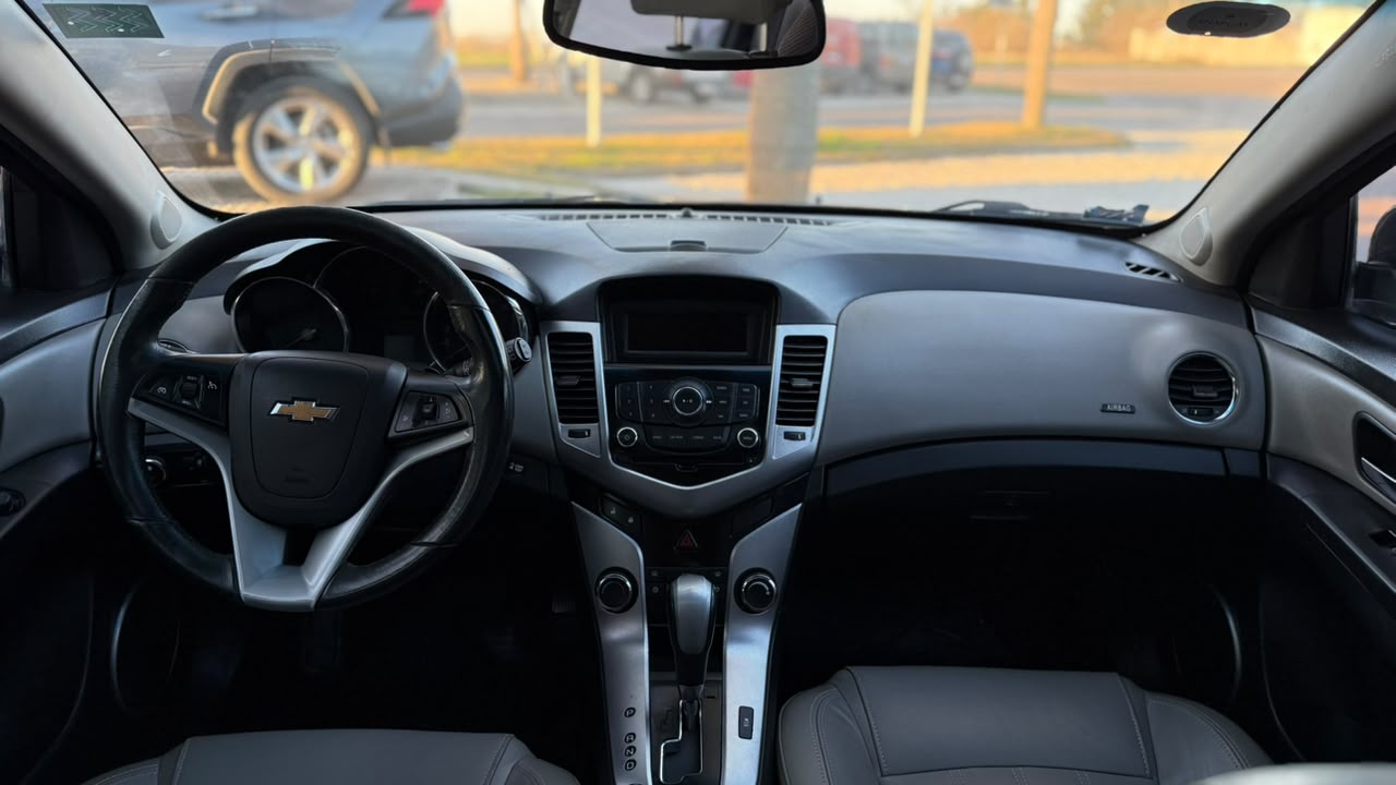 CHEVROLET - CRUZE  LTZ   1.8  CON GNC  - AUTOMÁTICA - 2012